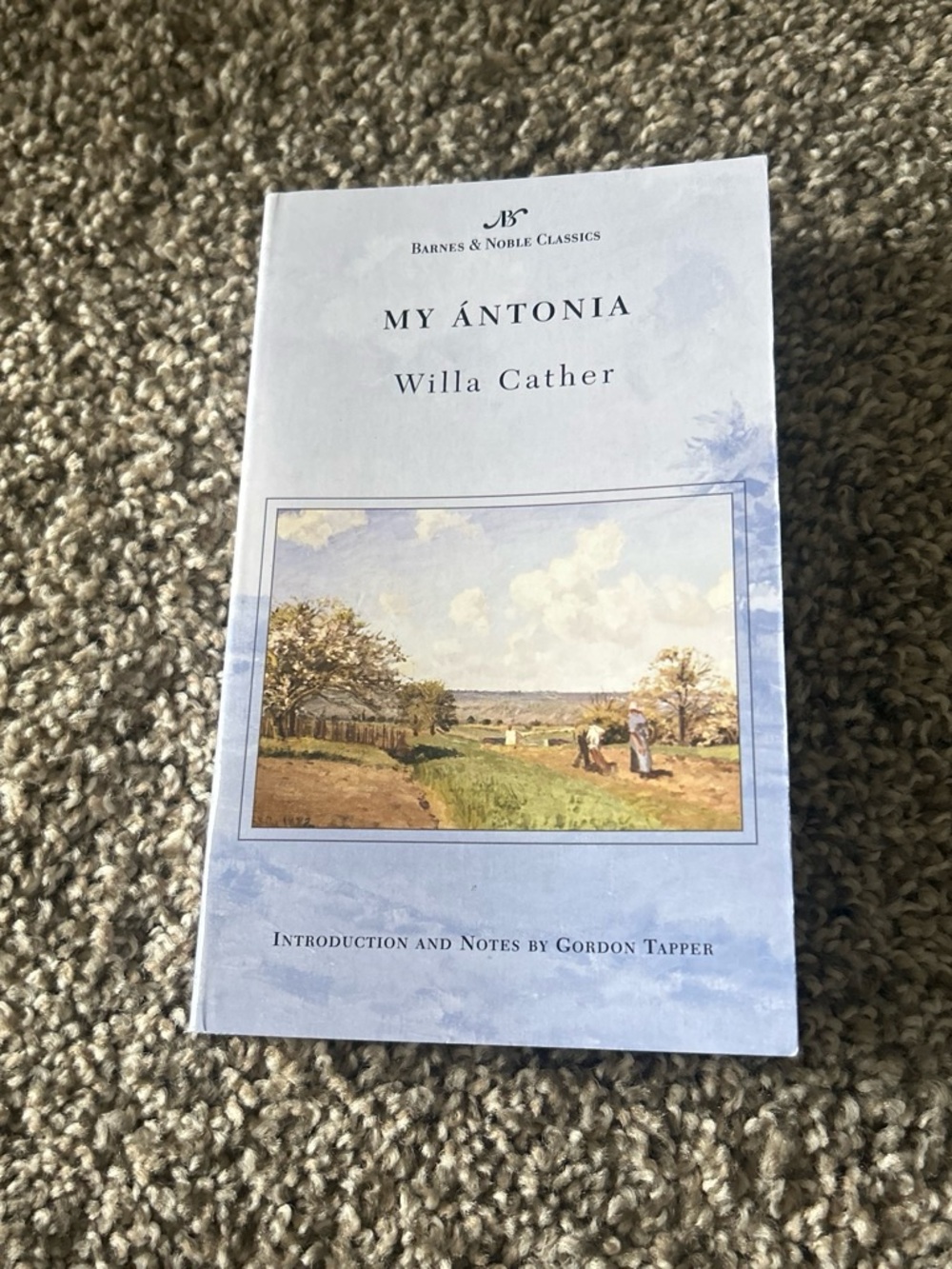 Barnes & Noble Classics - My Ántonia (White and Light Blue Cover)